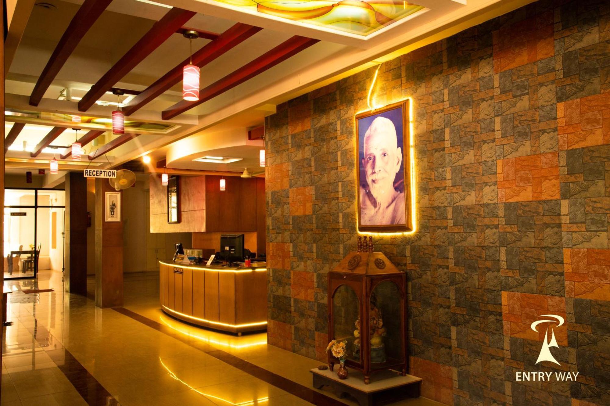 Ramana Towers Apartment Tiruvannamalai Exterior photo