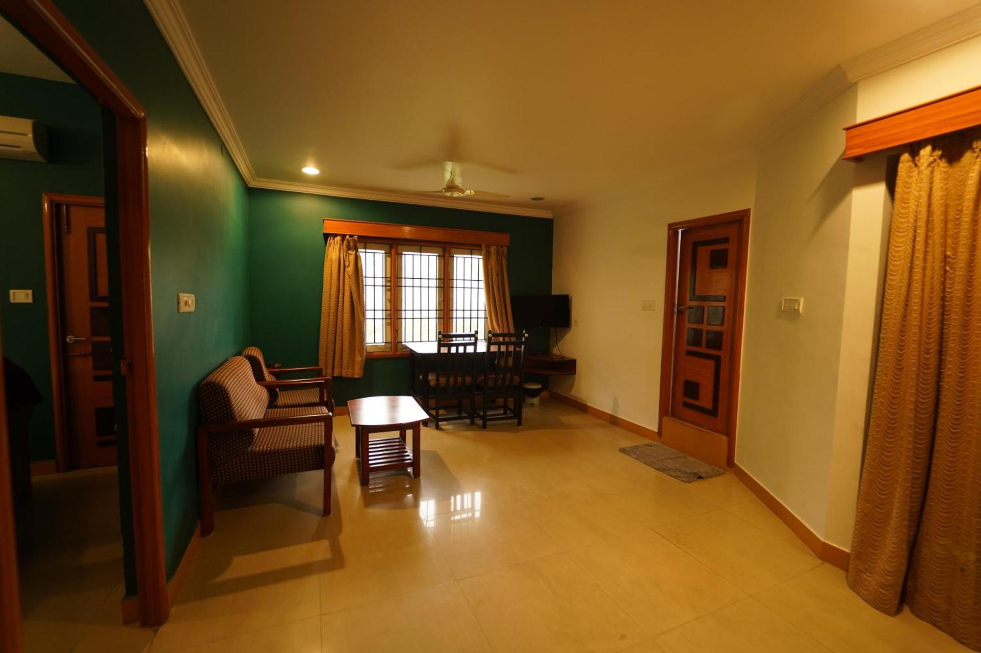Ramana Towers Apartment Tiruvannamalai Exterior photo