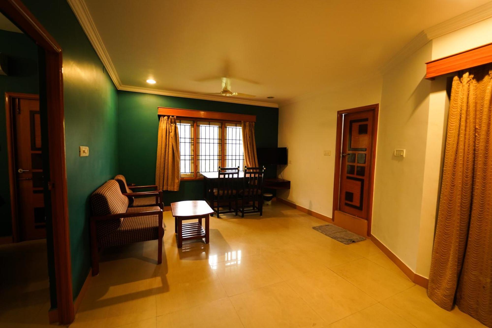 Ramana Towers Apartment Tiruvannamalai Exterior photo